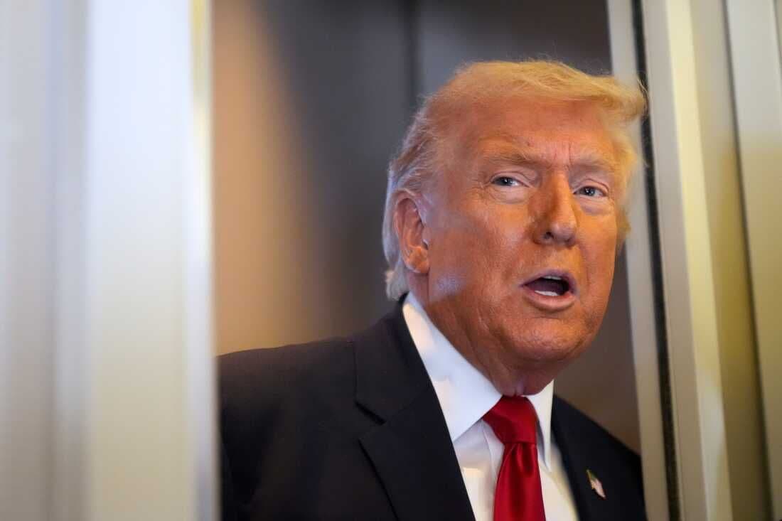 Trump Disebut Kaget & Marah Israel Serang Depot Minyak Iran